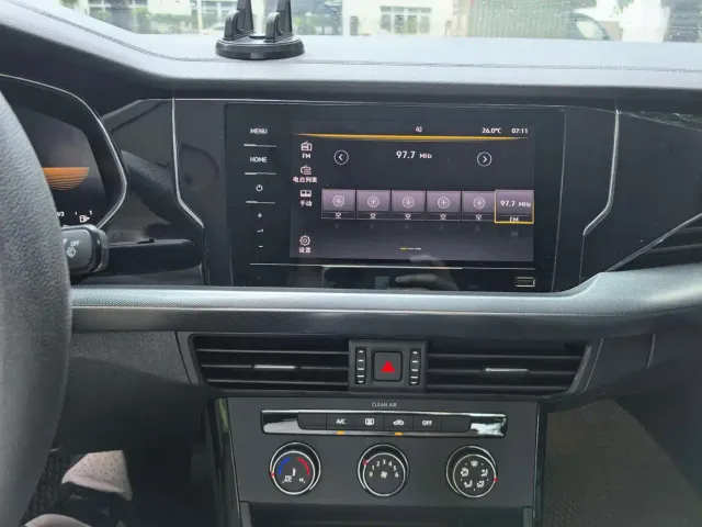 Volkswagen Passat — Фото автомобиля 9