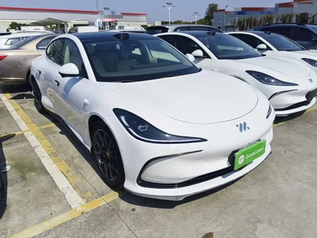 IM Motors L6 — Фото автомобиля 3