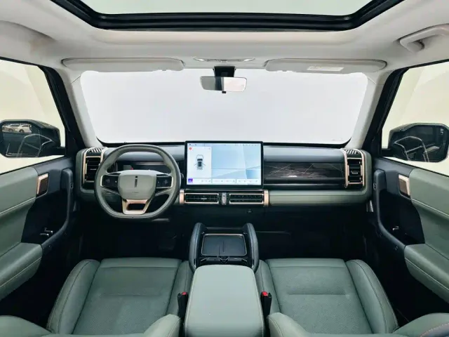 iCAR 03 — Фото автомобиля 15