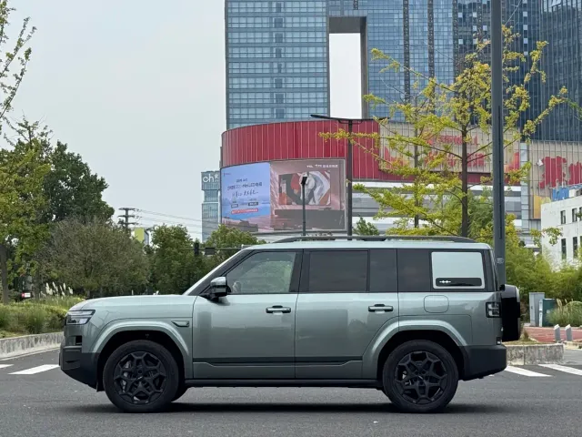 BYD FangChengBao Titanium 7 — Фото автомобиля 18