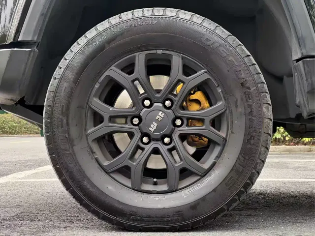BAIC BJ40 — Фото автомобиля 10