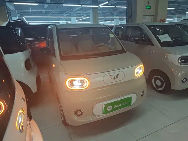 Wuling Hongguang Mini EV — Фото автомобиля 3