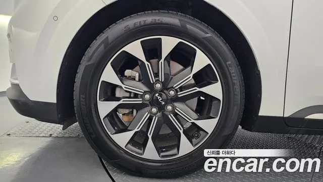 Kia Canival Carnival 4 поколение Дизель 9 мест Noblesse — Фото автомобиля 4