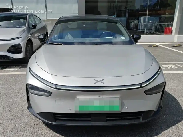 Xpeng P7+ — Фото автомобиля 2