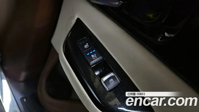 Kia Canival Carnival 4 поколение Бензин 9 мест Signature — Фото автомобиля 17