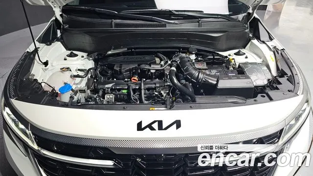 Kia Seltos — Фото автомобиля 9