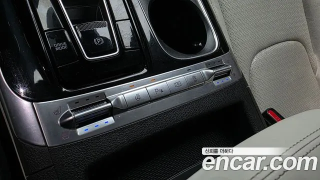Kia Carnival 4th Gen — Фото автомобиля 24
