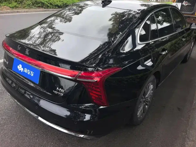 Hongqi H5 — Фото автомобиля 3