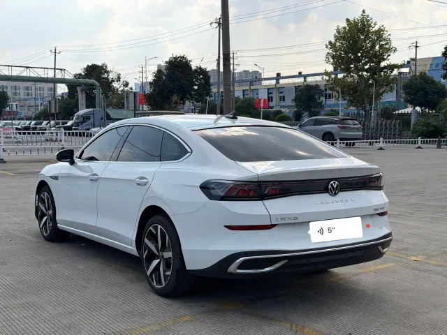 Volkswagen Lamando — Фото автомобиля 10