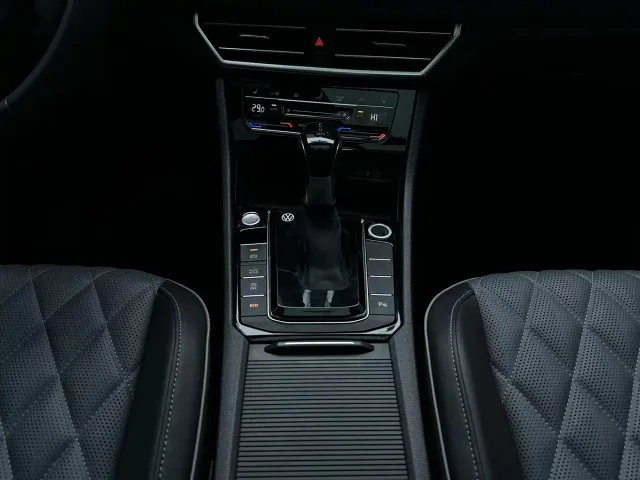 Volkswagen Sagitar — Фото автомобиля 15