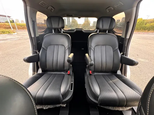GAC Trumpchi M6 — Фото автомобиля 10