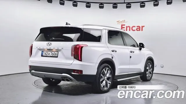 Hyundai Palisade Palisade Дизель 2.2 2WD — Фото автомобиля 2