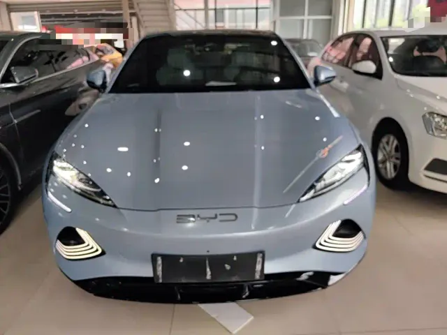 BYD Seal — Фото автомобиля 2