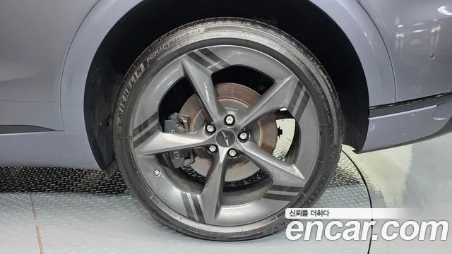 Genesis GV70 2.5T Бензин AWD — Фото автомобиля 18