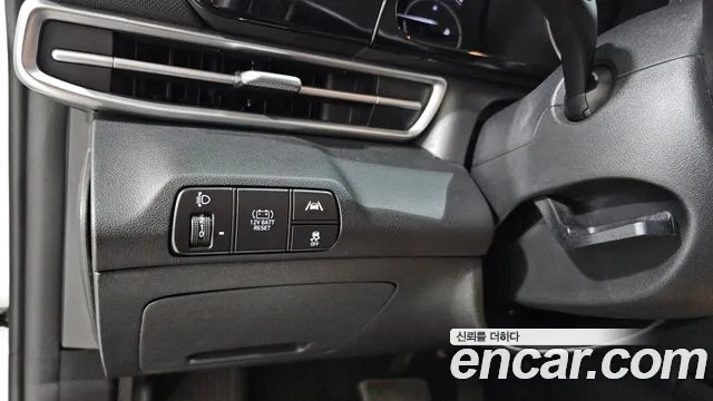 Hyundai AVANTE Modern — Фото автомобиля 20