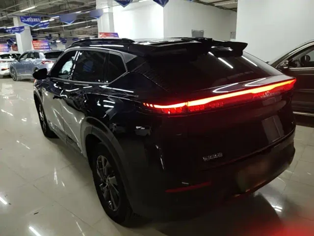Dongfeng Fengshen L7 — Фото автомобиля 4