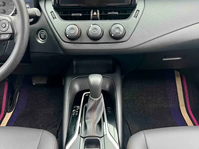Toyota Corolla — Фото автомобиля 14