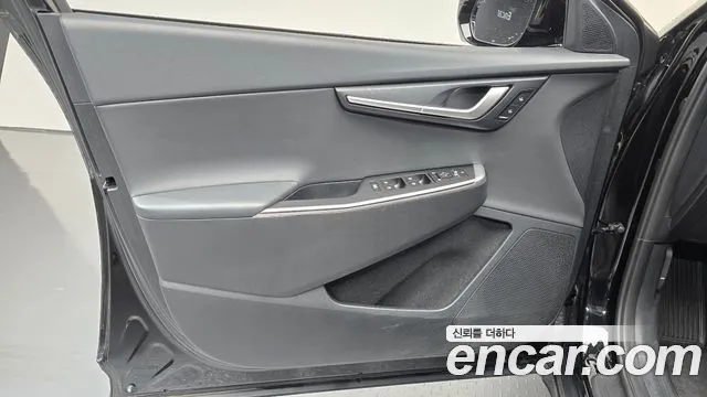Kia EV6 — Фото автомобиля 23