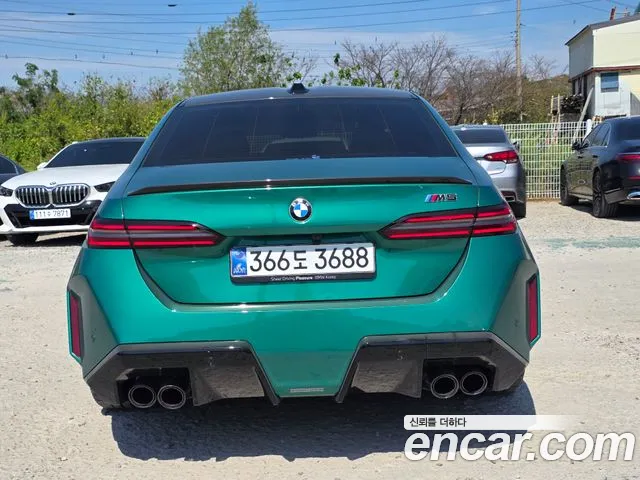 BMW M5 G90 — Фото автомобиля 2