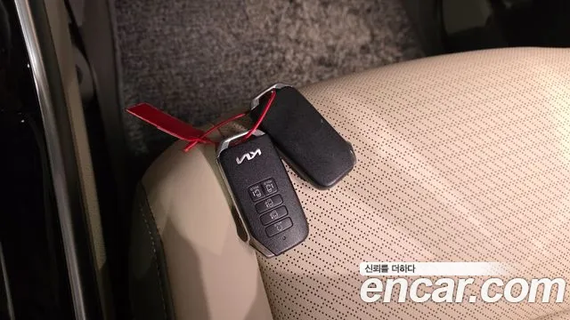 Kia Canival Carnival 4 поколение Дизель 9 мест Signature — Фото автомобиля 13