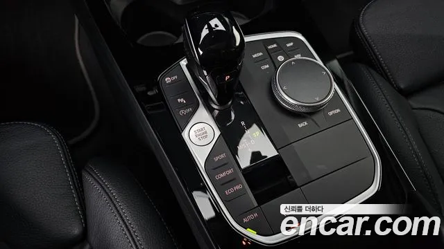 BMW 1 Series F40 — Фото автомобиля 9