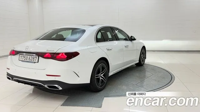 Mercedes-Benz E-Class W214 — Фото автомобиля 6