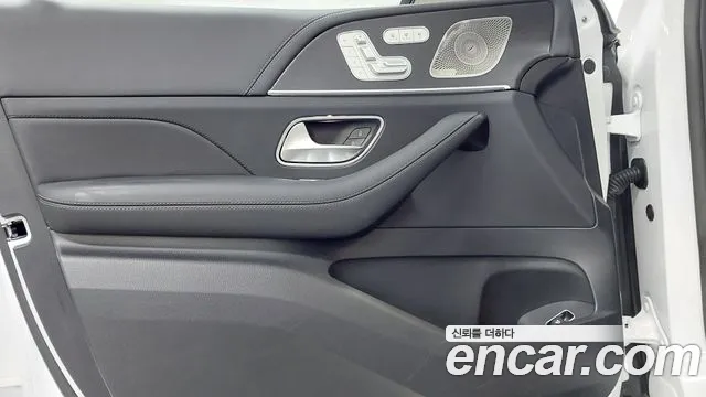 Mercedes-Benz GLE-Class — Фото автомобиля 15