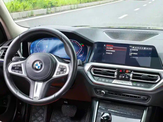 BMW 3 Series — Фото автомобиля 7