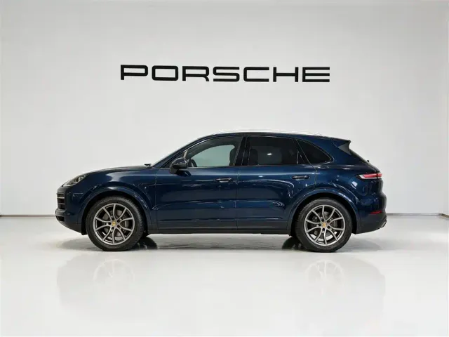 Porsche Cayenne — Фото автомобиля 14