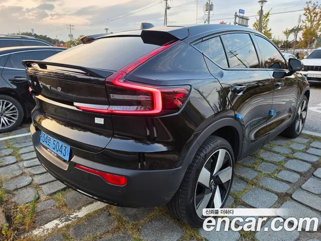 Volvo C40 Recharge — Фото автомобиля 7