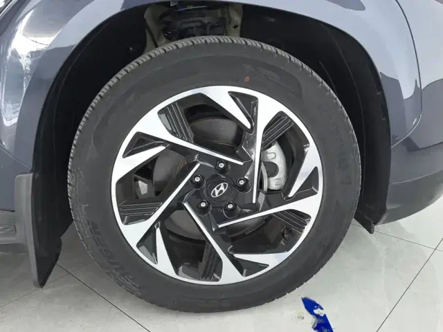 Hyundai Custo — Фото автомобиля 6