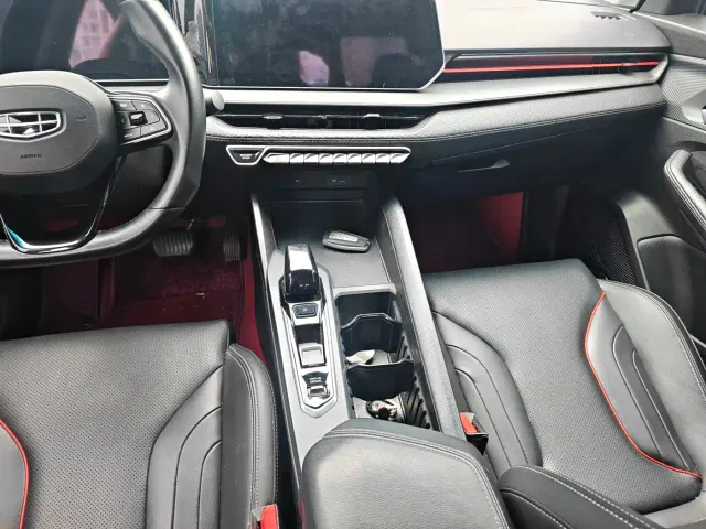 Geely Binrui — Фото автомобиля 9