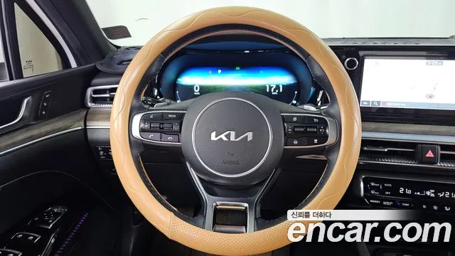 Kia K5 Generation 3 — Фото автомобиля 13