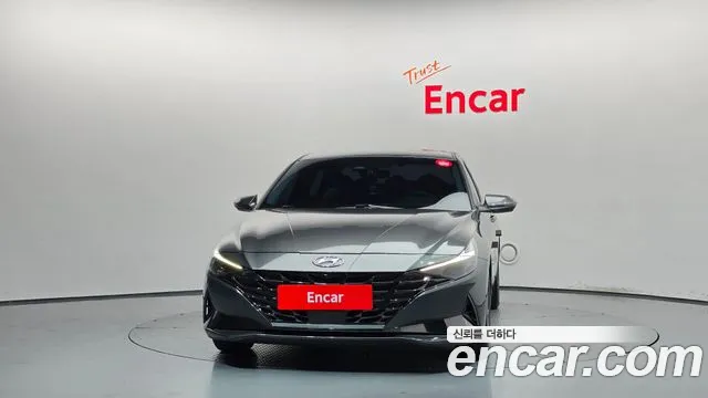 Hyundai Avante CN7 — Фото автомобиля 3