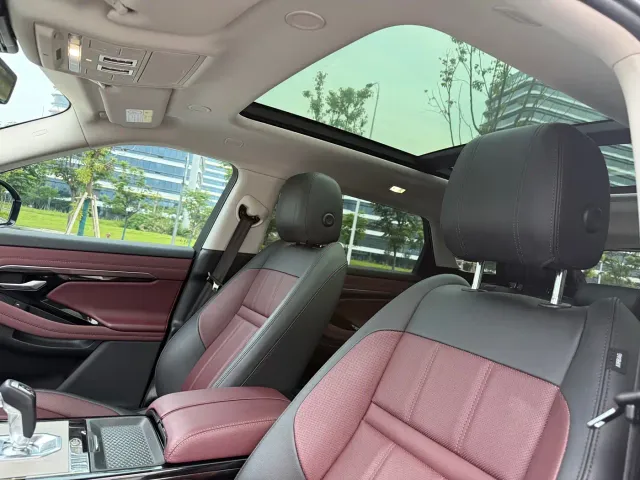 Land Rover Range Rover Evoque — Фото автомобиля 17