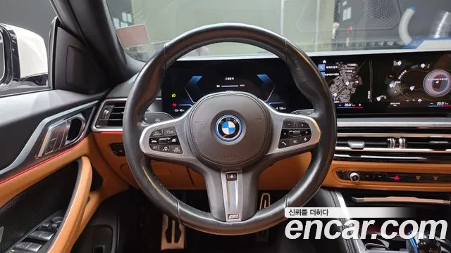 BMW i4 — Фото автомобиля 19
