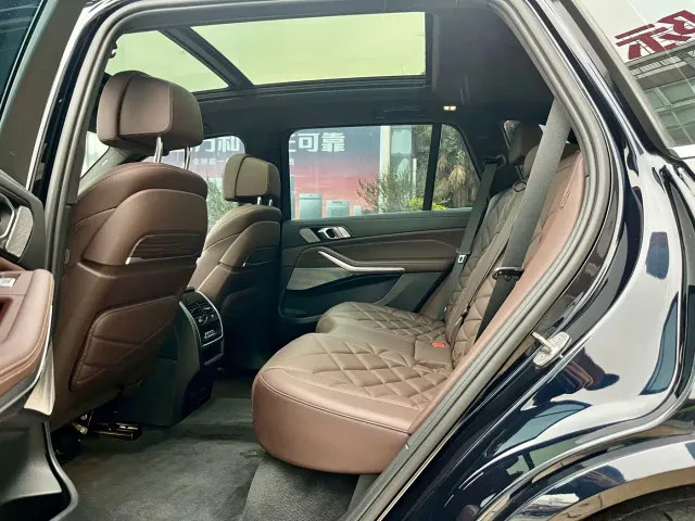 BMW X5 — Фото автомобиля 13