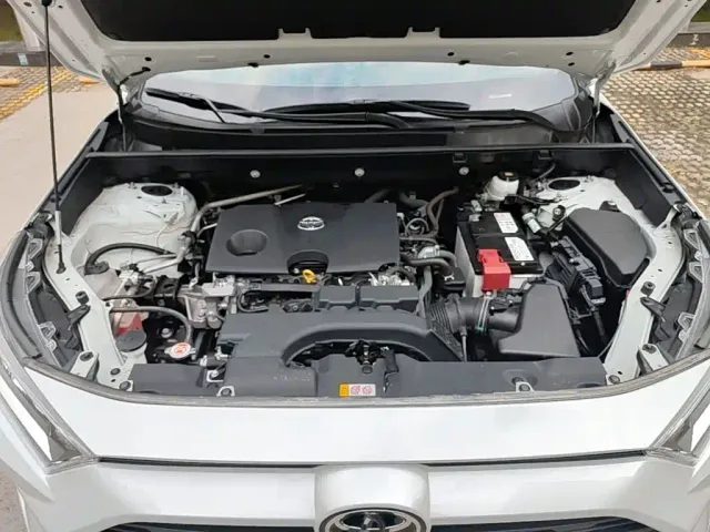 Toyota RAV4 — Фото автомобиля 19