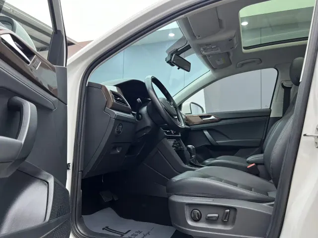 Volkswagen Tharu — Фото автомобиля 7