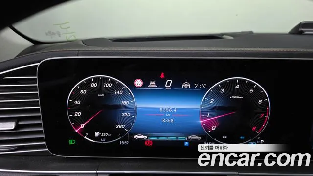 Mercedes-Benz GLE-Class — Фото автомобиля 5