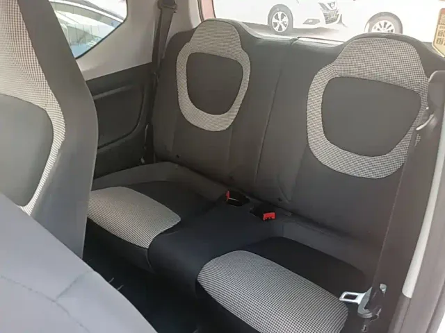 Wuling Hongguang Mini EV — Фото автомобиля 16