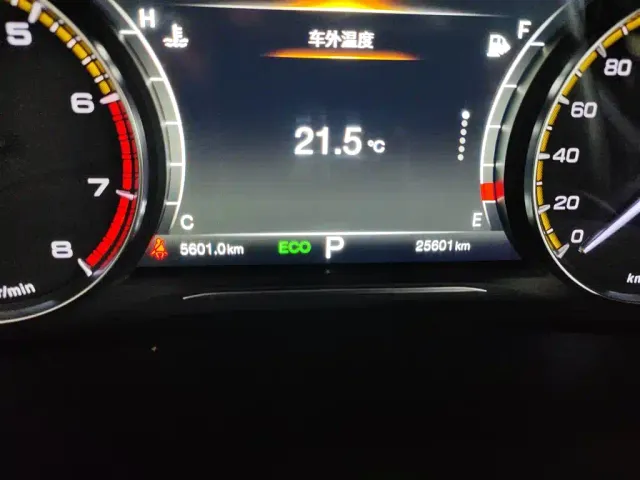 GAC Trumpchi M8 — Фото автомобиля 11