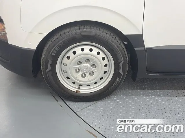Hyundai ST1 — Фото автомобиля 5