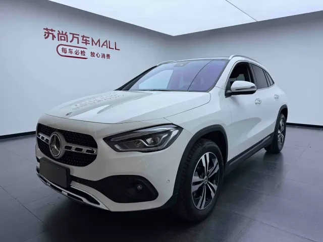 Фотография автомобиля — Mercedes-Benz GLA-Class