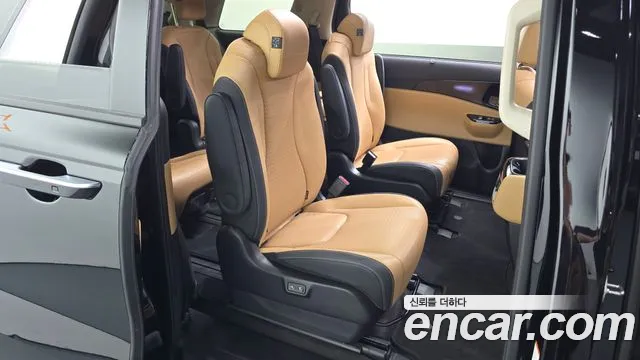 Kia Canival Carnival 4 поколение Бензин 9 мест Signature — Фото автомобиля 10