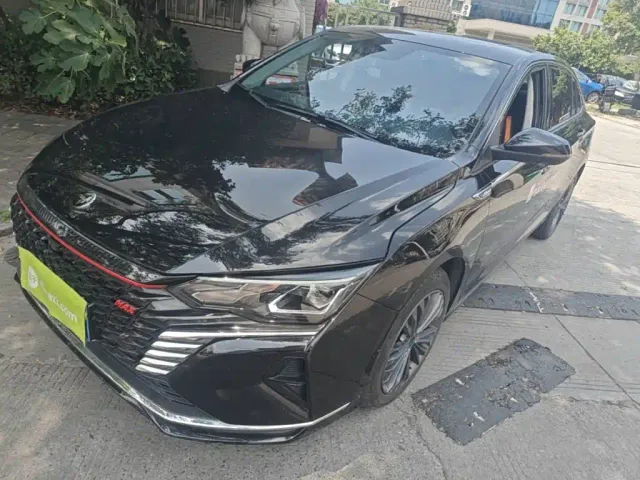 Фотография автомобиля — Dongfeng Yixuan MAX