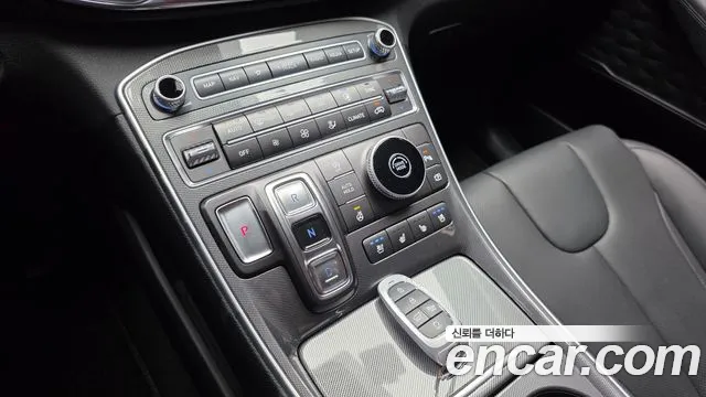Hyundai Santafe Новый Santa Fe Дизель 2.2 2WD — Фото автомобиля 7
