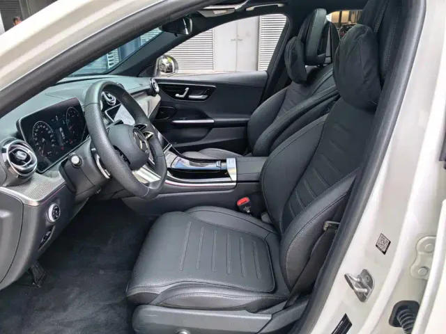 Mercedes-Benz C-Class — Фото автомобиля 3
