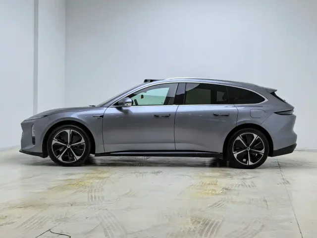Nio ET5 Touring — Фото автомобиля 21