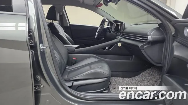 Hyundai Avante CN7 — Фото автомобиля 25